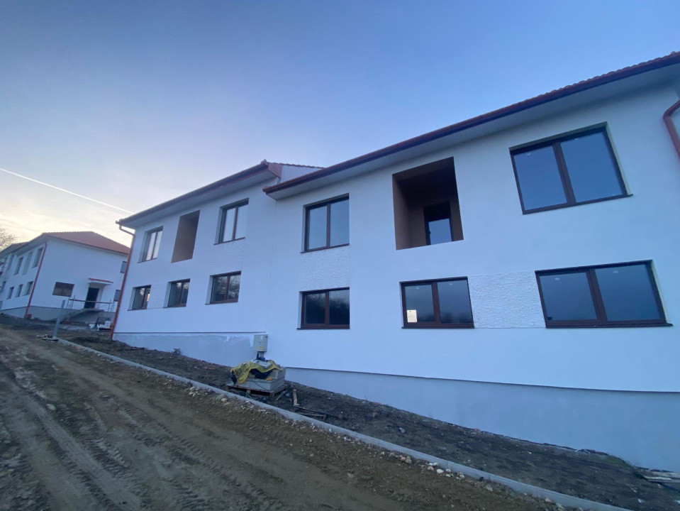 Casă 4 camere modernă construită corect în Kleine Residenz Sibiu