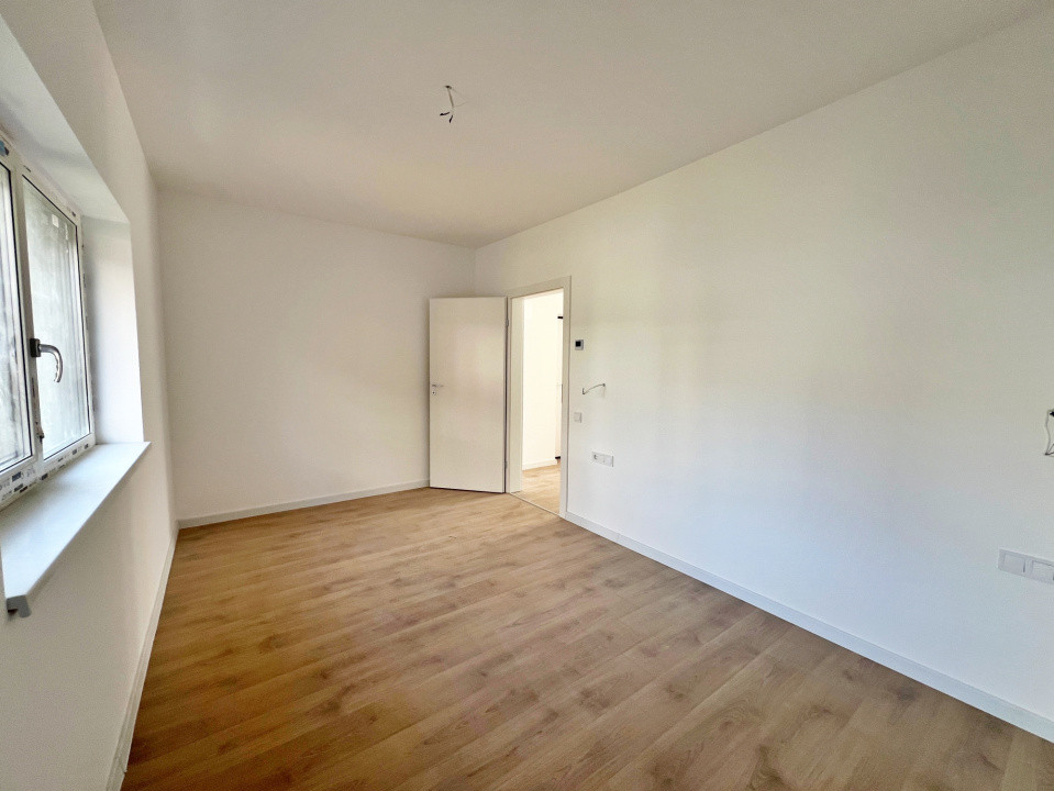 Apart. 3 Cam. 91 mp - Perfect pentru familii tinere . Întăbulat/ Cristian-SB