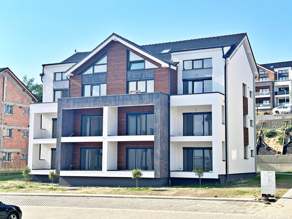 Apart. 3 Cam. 91 mp - Perfect pentru familii tinere . Întăbulat/ Cristian-SB