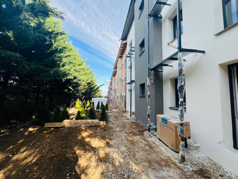 Apartament 3 camere, două băi, curte 50 mp -Natura la tine acasă! Cristian-SiBiU