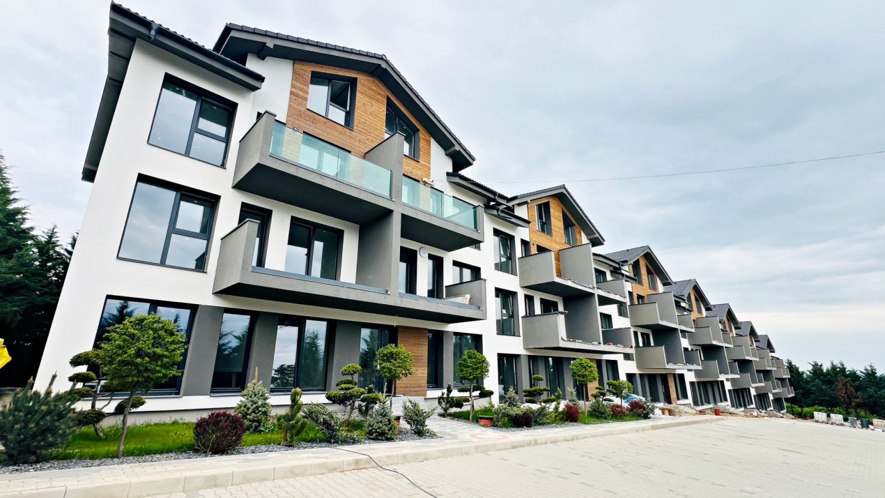 Apartament 3 camere, două băi, curte 50 mp -Natura la tine acasă! Cristian-SiBiU