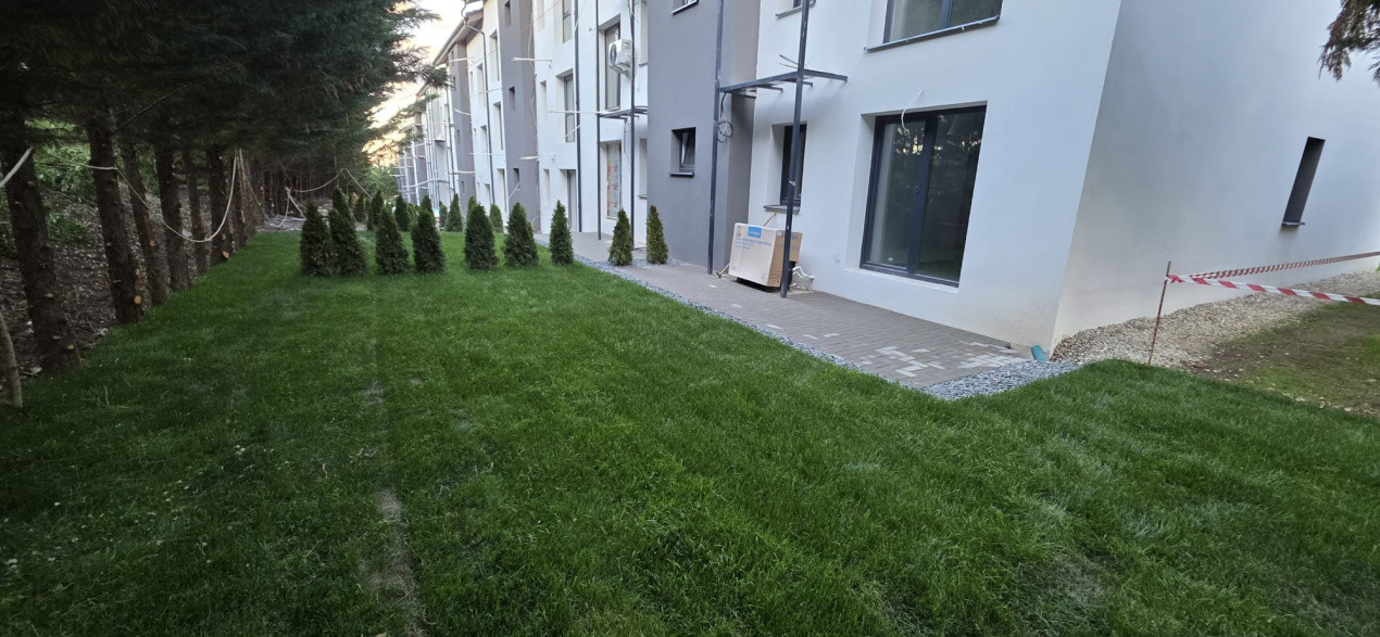 Apartament 3 camere, două băi, curte 50 mp -Natura la tine acasă! Cristian-SiBiU