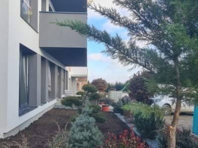 Apartament 3 camere, două băi, curte 110 mp-Natura la tine acasă! Cristian-SiBiU