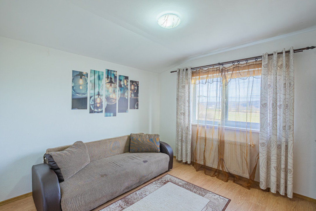 Apartament 2 camere decomandat Selimbar zona linistita cu loc de joaca langa