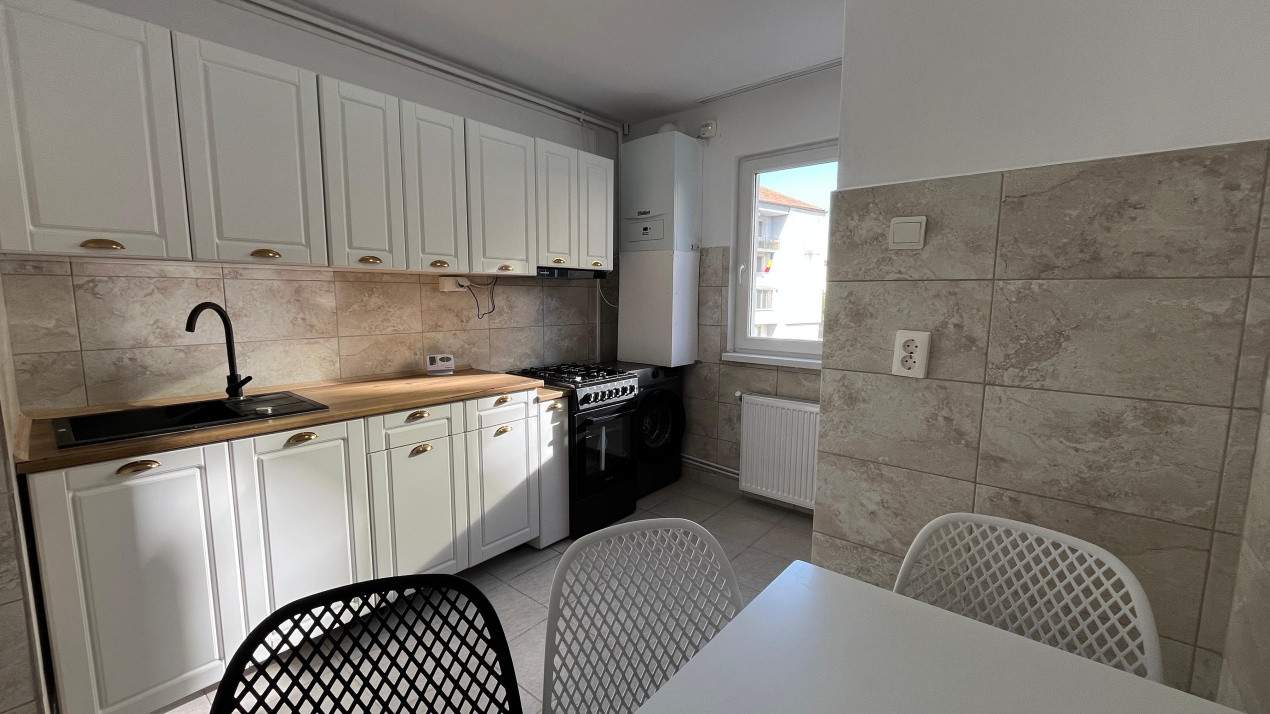 Apartament decomandat, 2 camere, decomandat zona Calea Dumbravii