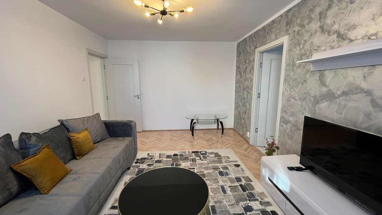 Apartament decomandat, 2 camere, decomandat zona Calea Dumbravii