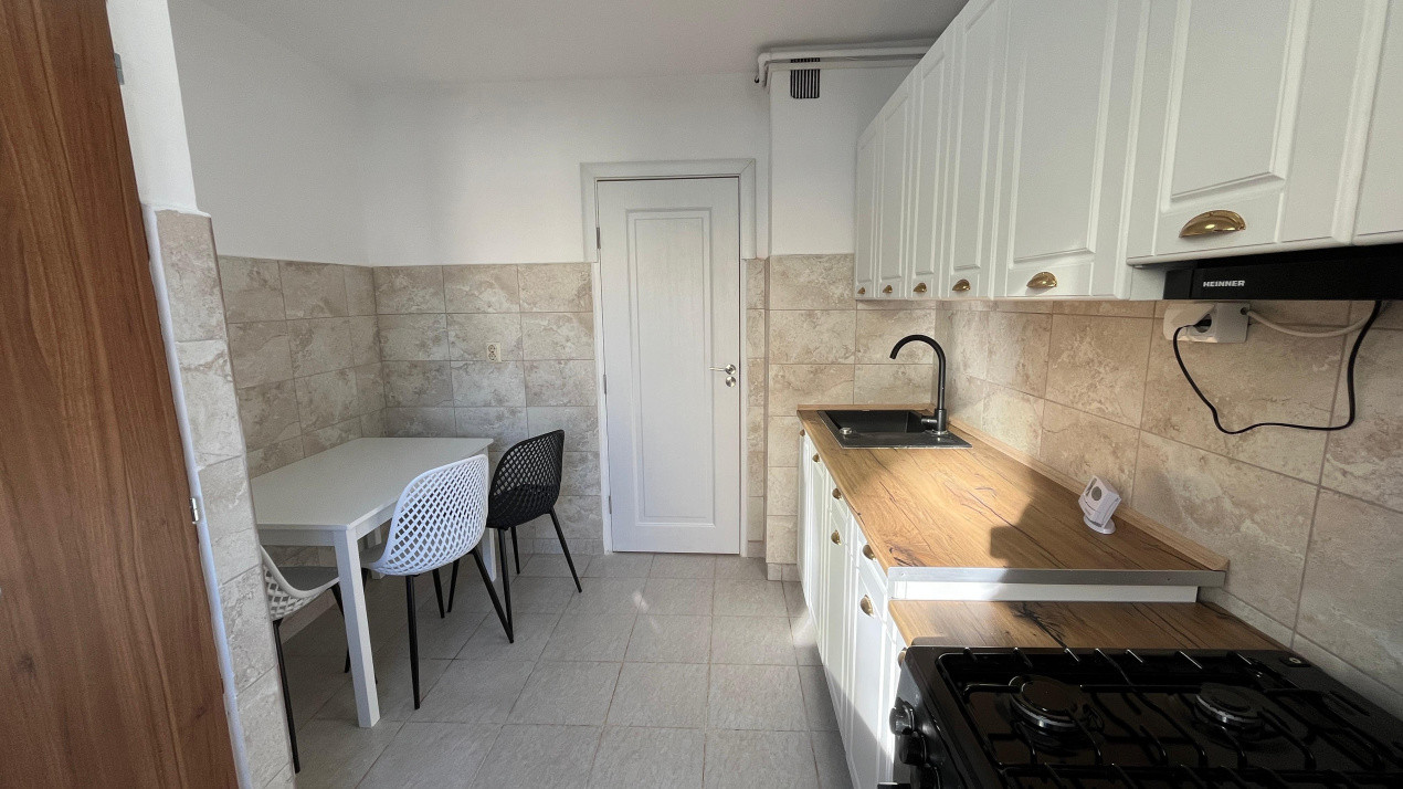 Apartament decomandat, 2 camere, decomandat zona Calea Dumbravii
