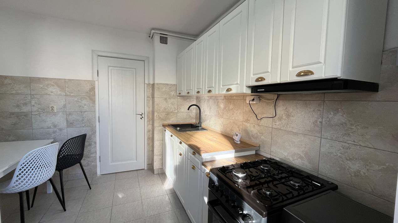 Apartament decomandat, 2 camere, decomandat zona Calea Dumbravii