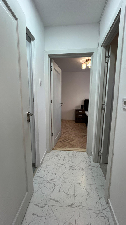 Apartament decomandat, 2 camere, decomandat zona Calea Dumbravii