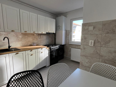 Apartament decomandat, 2 camere, decomandat zona Calea Dumbravii