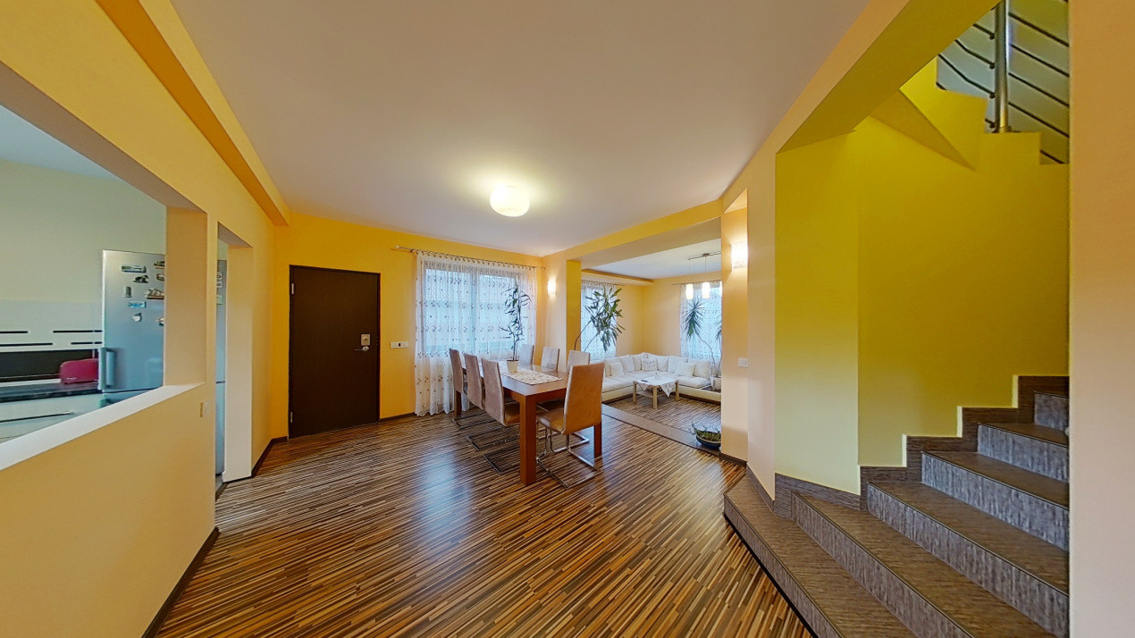 Casa individuala cu gradina si garaj, Cristian