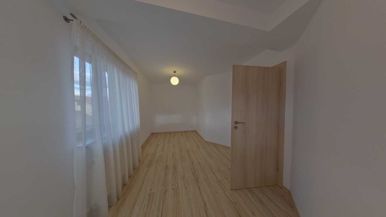 Casa individuala cu gradina si garaj, Cristian