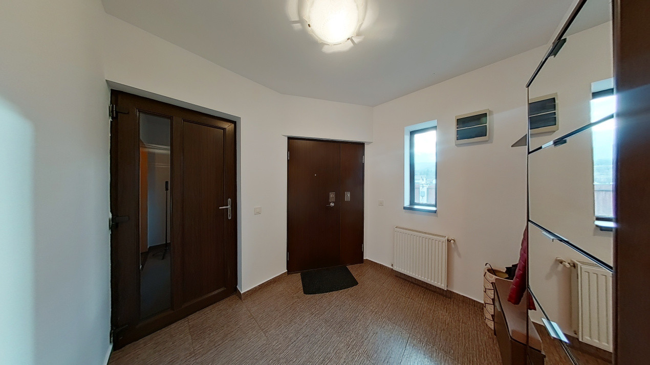 Casa individuala cu gradina si garaj, Cristian