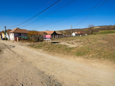 Teren intravilan de constructie, loc de casa, 1152mp, Sibiu