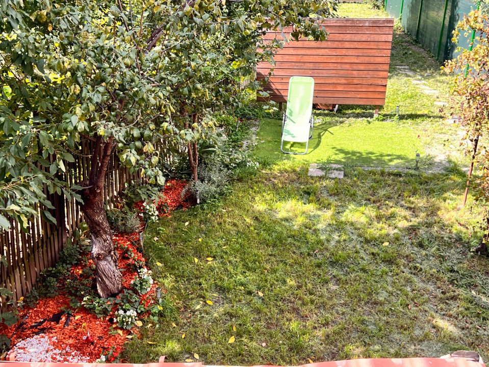 Casă pe un singur nivel cu 3 camere+pivniță. Pod și curte-Zona Sub Arini