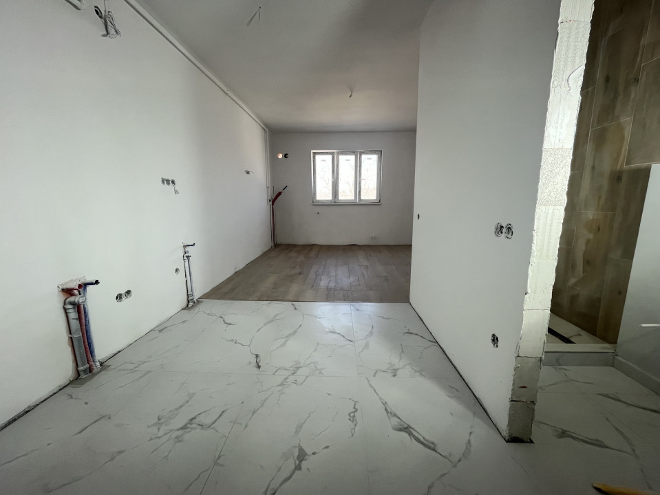 Apartament 2 camere la cheie- zona Compa