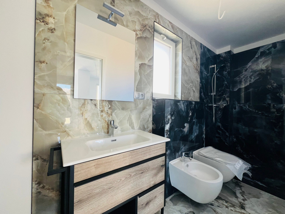 Casă întabulată, 5 cam, 119 mp utili, curte 70 mp, finisată la cheie. DaVinci SB