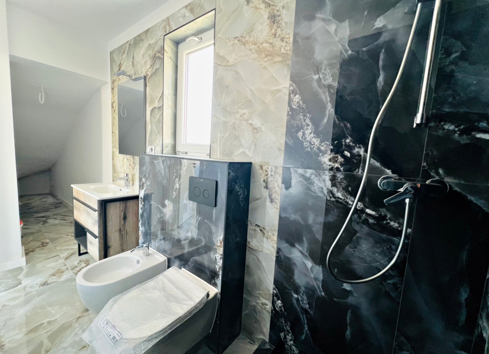 Casă întabulată, 5 cam, 119 mp utili, curte 70 mp, finisată la cheie. DaVinci SB