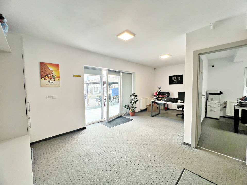 Casă mare cu teren generos – perfect împărțită pentru birouri sau 4 apartamente