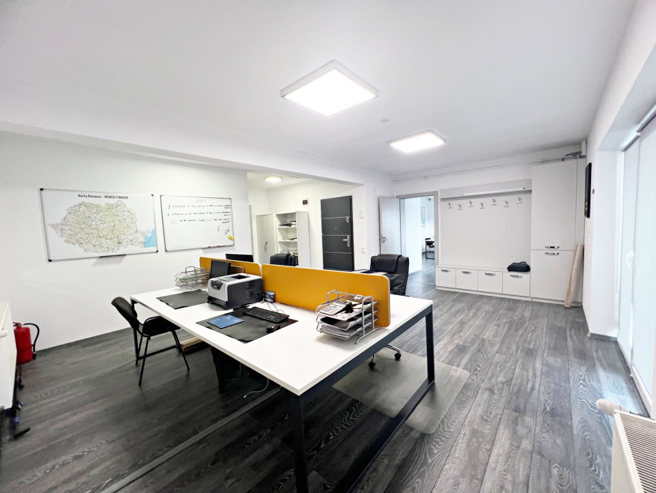 Casă mare cu teren generos – perfect împărțită pentru birouri sau 4 apartamente