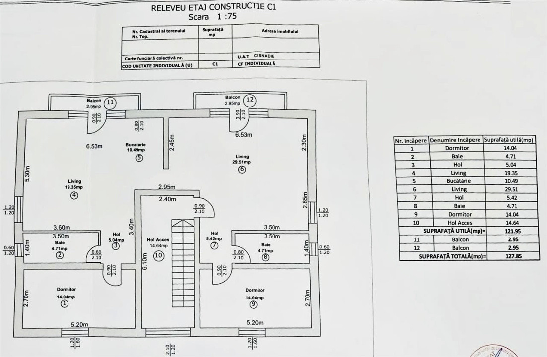 Casă mare cu teren generos – perfect împărțită pentru birouri sau 4 apartamente