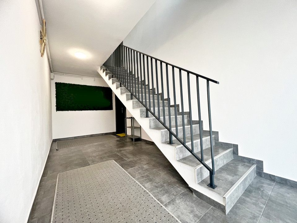 Casă mare cu teren generos – perfect împărțită pentru birouri sau 4 apartamente