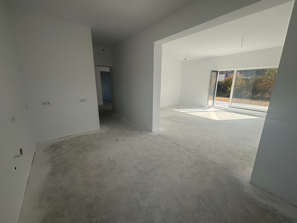 Casă single în Cristian, Sibiu - 4 Camere, 2 Terase, Teren 486