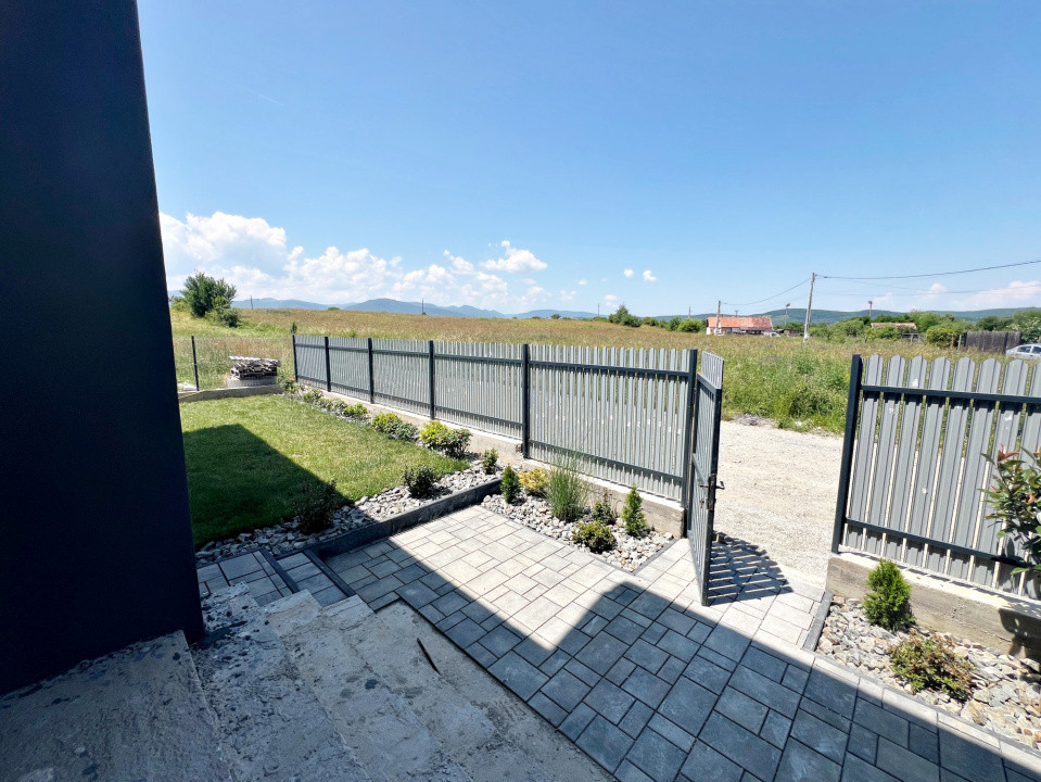 Casă de Vânzare în Cristian, Sibiu - 5 Camere, 2 Terase, Teren 486