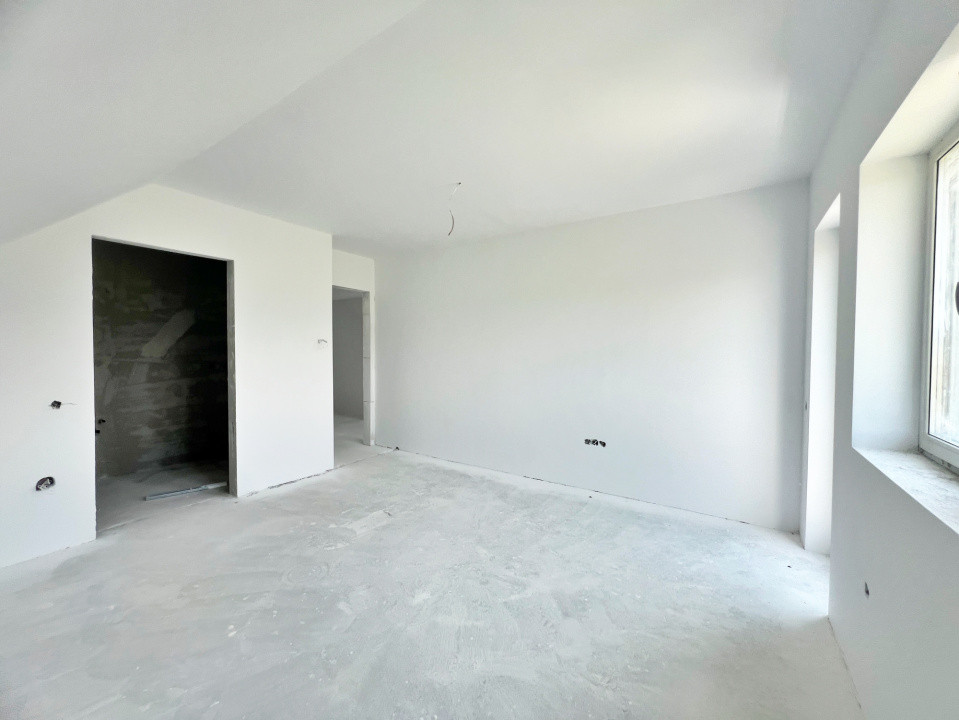 Casă de Vânzare în Cristian, Sibiu - 5 Camere, 2 Terase, Teren 486