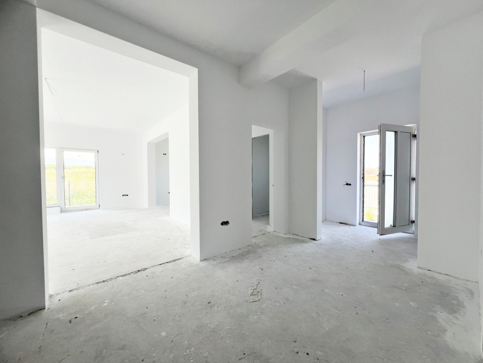 Casă de Vânzare în Cristian, Sibiu - 5 Camere, 2 Terase, Teren 486