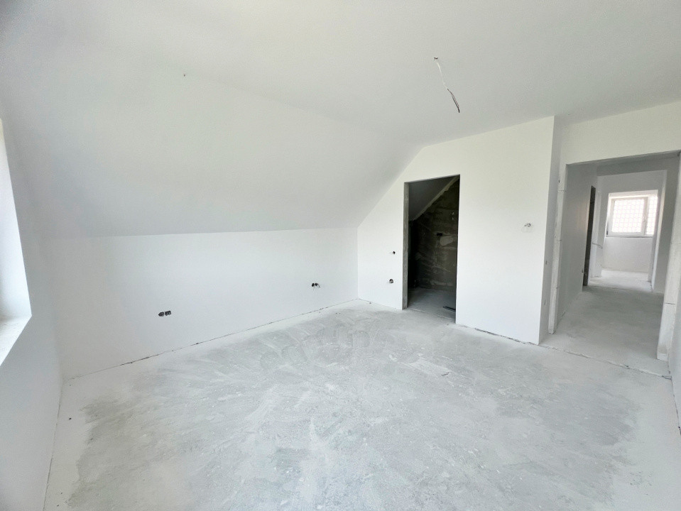 Casă de Vânzare în Cristian, Sibiu - 5 Camere, 2 Terase, Teren 486