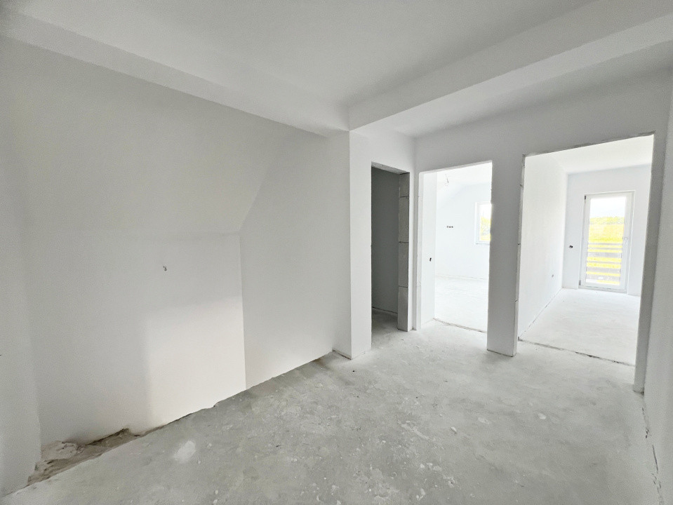 Casă de Vânzare în Cristian, Sibiu - 5 Camere, 2 Terase, Teren 486