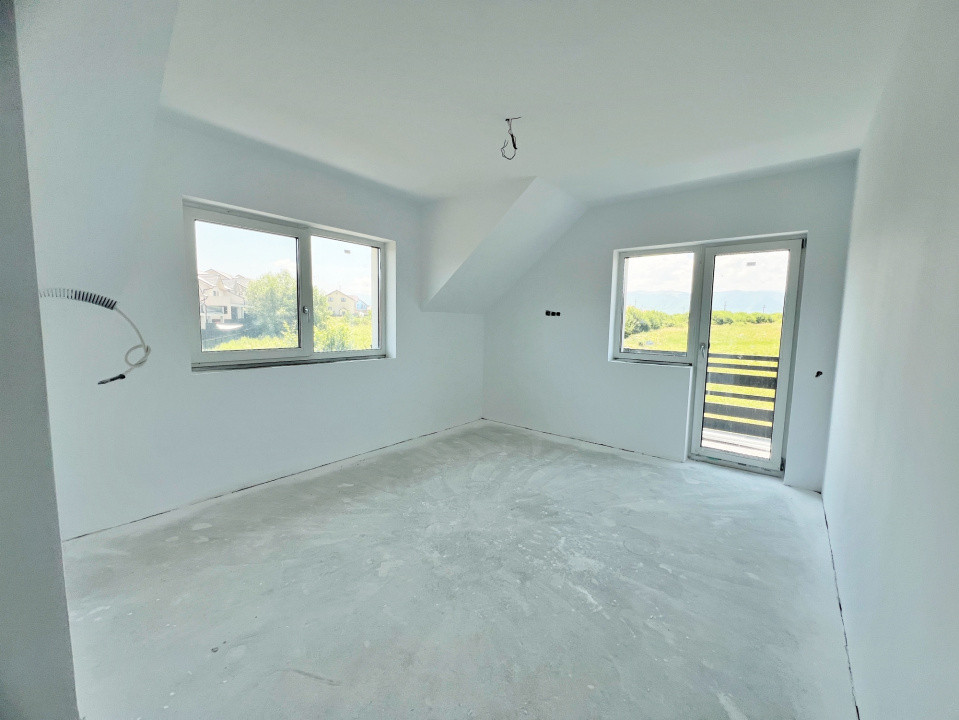 Casă de Vânzare în Cristian, Sibiu - 5 Camere, 2 Terase, Teren 486