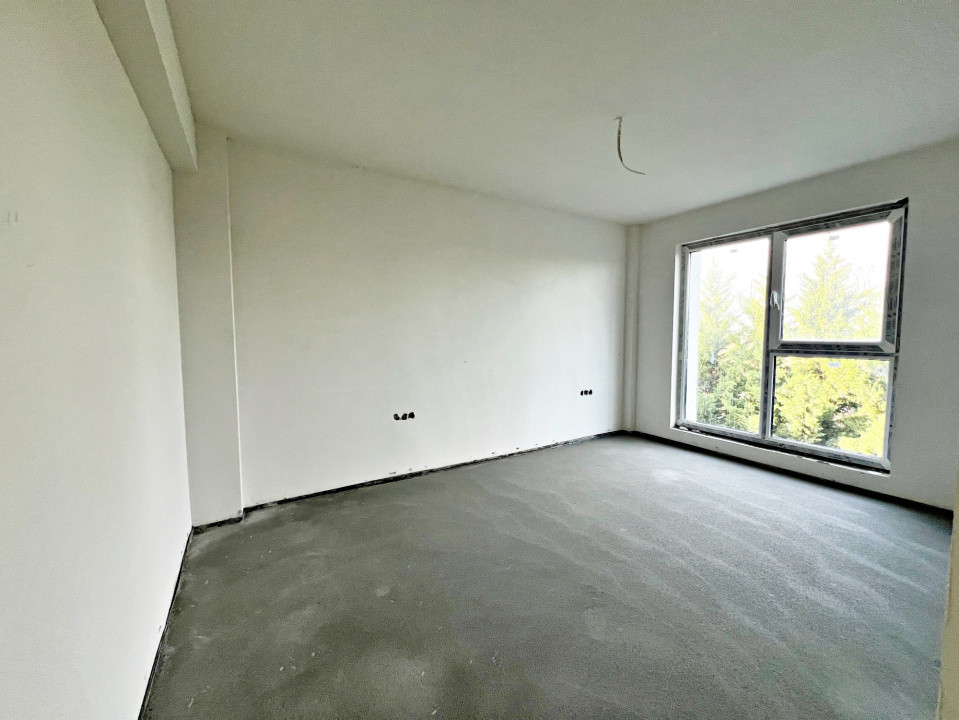 Apartament 3 camere, două băi, curte 50 mp.-Natura la tine acasă! Cristian-SiBiU