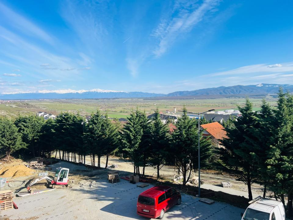 Apartament 3 camere, două băi, terasa 7 mp.-Natura la tine acasă! Cristian-SiBiU