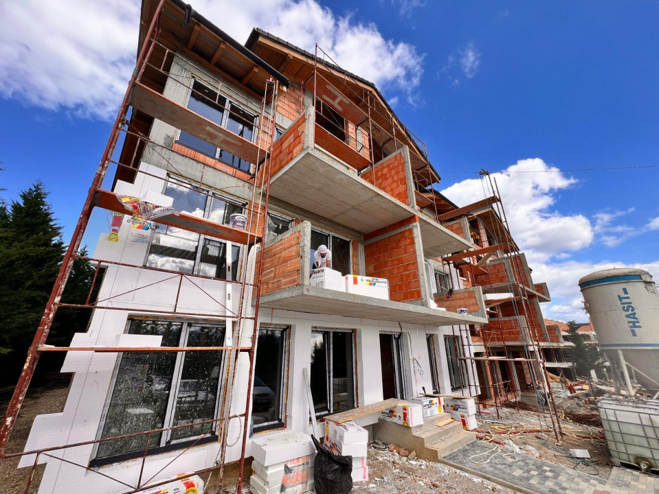 Apartament 2 camere + curte 50 mp - Natura la tine acasă! Cristian-SiBiU