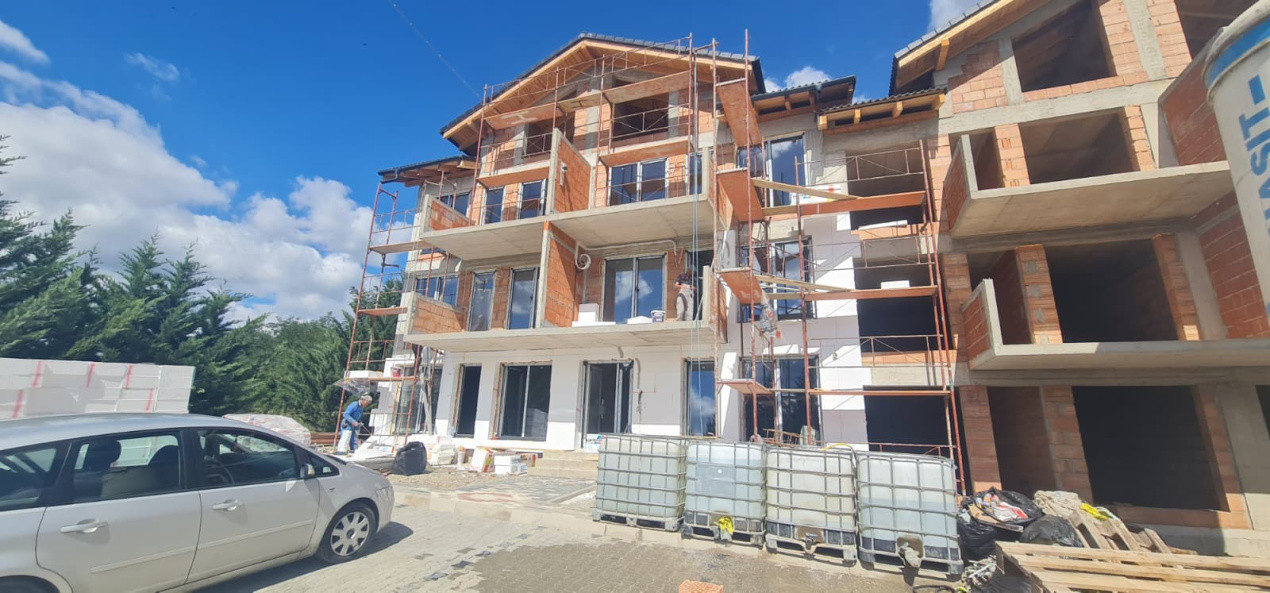 Apartament 2 camere + curte 50 mp - Natura la tine acasă! Cristian-SiBiU