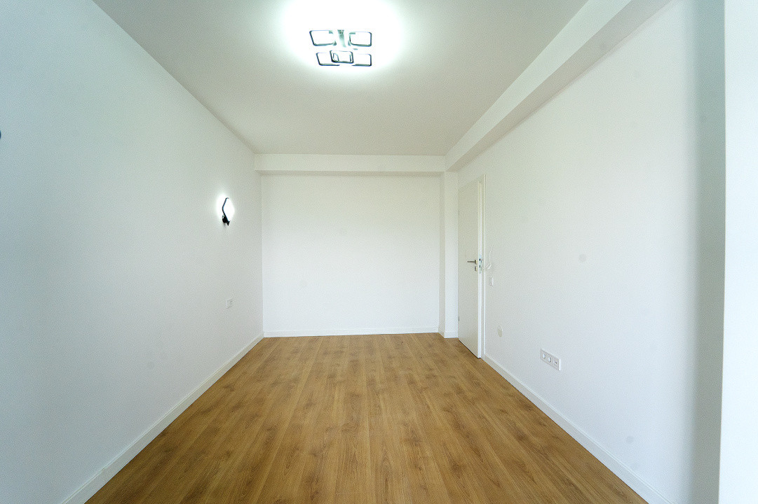 Penthouse 3  camere - finisat la cheie, intabulat