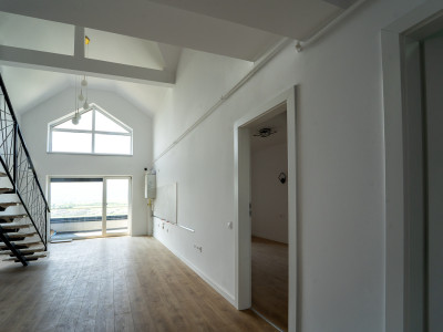 Apartament 3  camere - finisat la cheie, intabulat