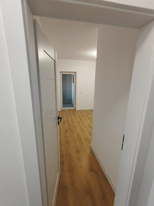 Apartament 3 camere - 2 balcoane 9,2 mp - Etaj 2