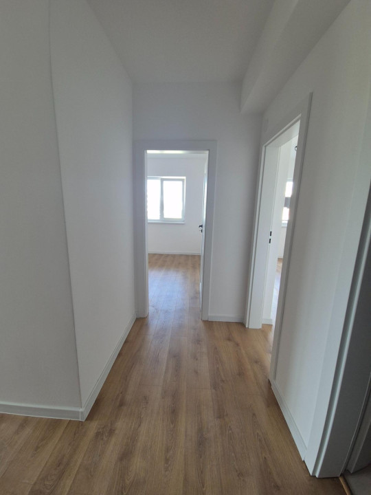 Apartament 3 camere - 2 bai - Logie 13.4 mp - Etaj Parter