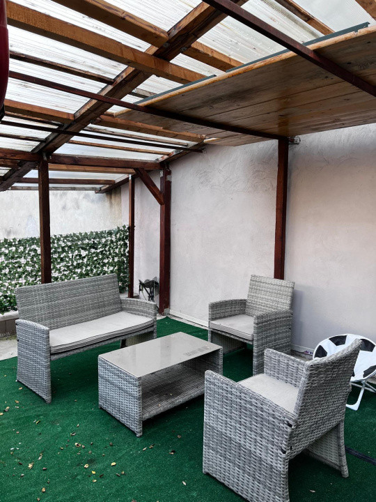 Apartament 3 camere de închiriat – liniște, accesibilitate și viață urbană