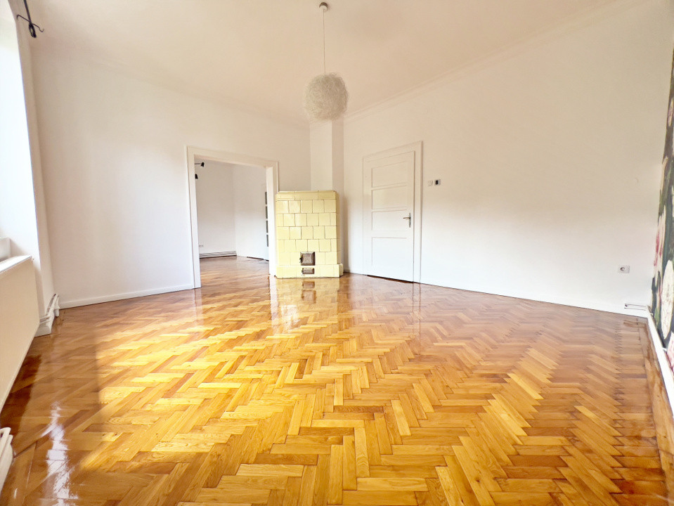 Casă de închiriat – Strada Moldovei, Cartierul Ștrand, Sibiu