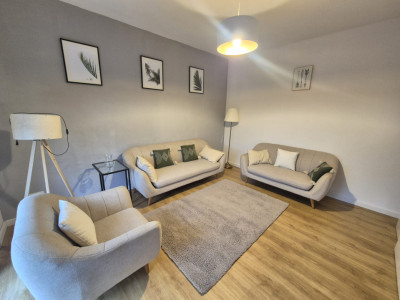 Duplex modern de închiriat în Cartierul Arhitecților – curte proprie