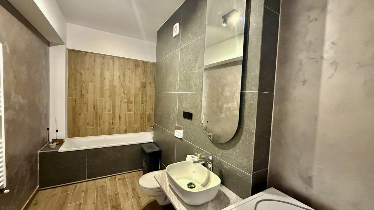 Apartament 3 camere | Prima închiriere | 2 băi | 2 balcoane | Parcare inclusă
