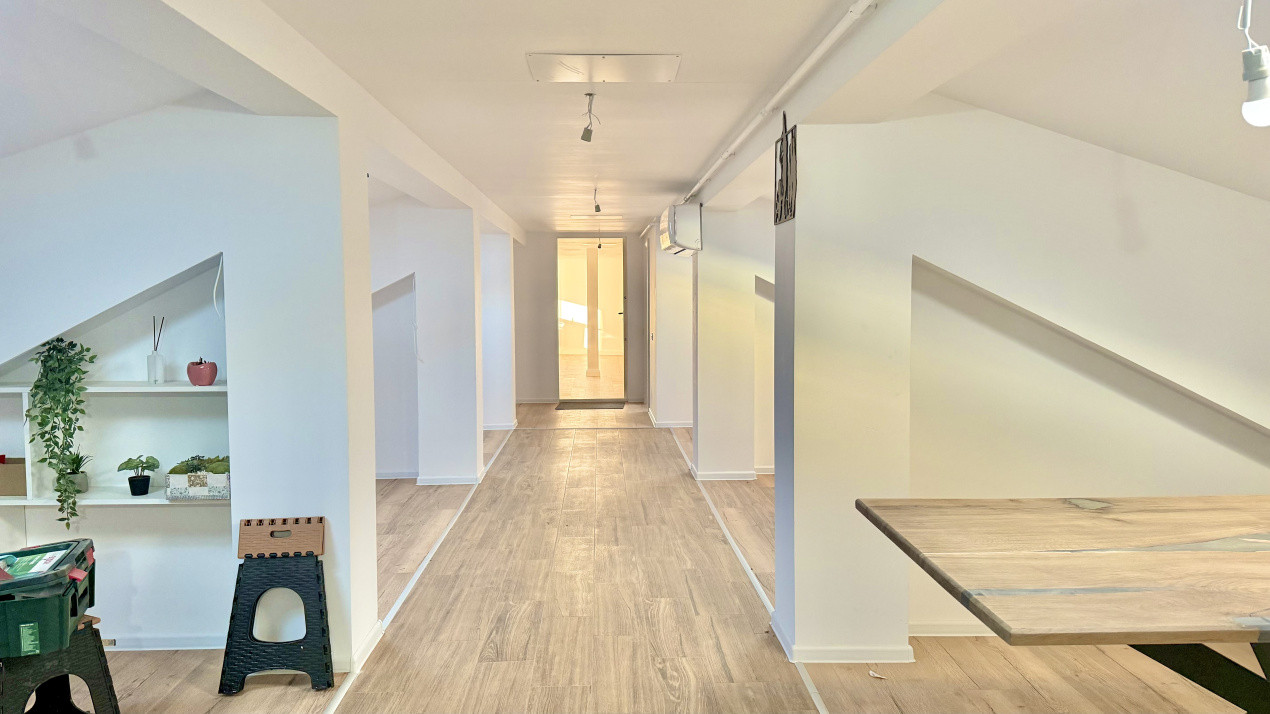 Spațiu de birouri 150 mp | Zona Tractorul | Compartimentat | Balcon mare 