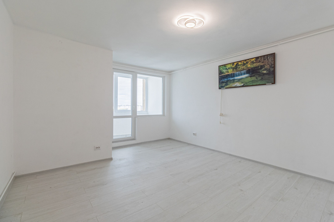 Garsoniera de vânzare | etaj intermediar 