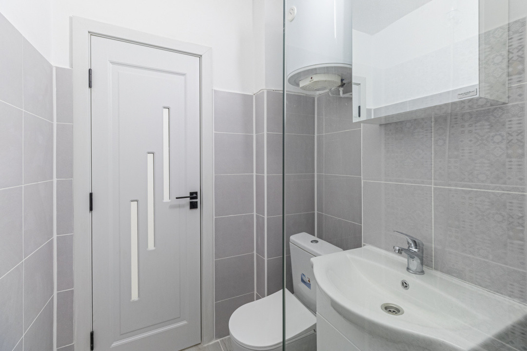 Garsoniera de vânzare | etaj intermediar 