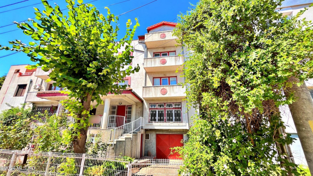 RO-RO/STEAUA DE MARE - VILA 15 CAMERE - VEDERE LA MARE