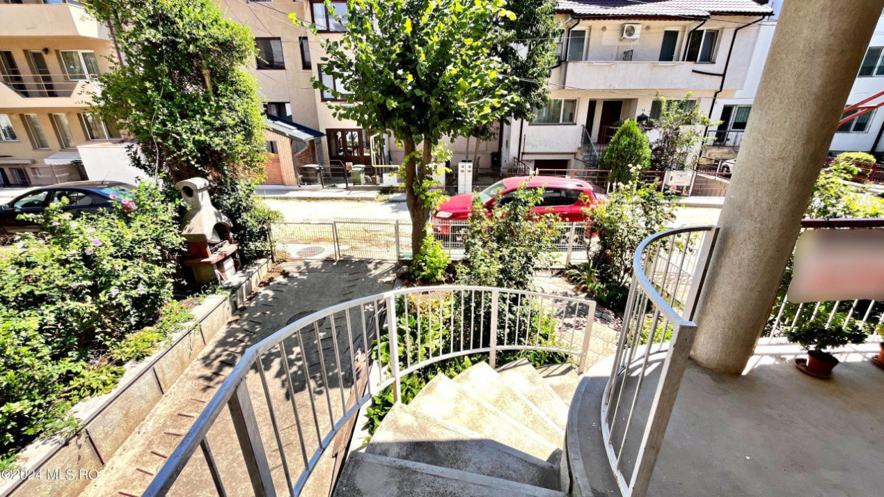 RO-RO/STEAUA DE MARE - VILA 15 CAMERE - VEDERE LA MARE